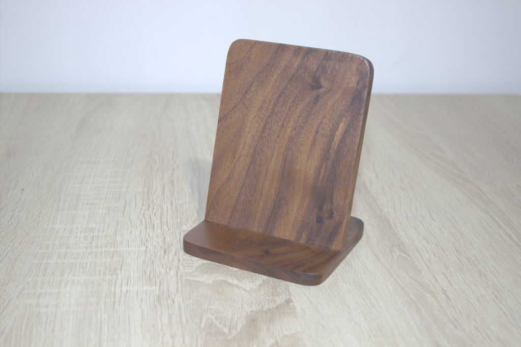 Soporte para móvil de madera noble
