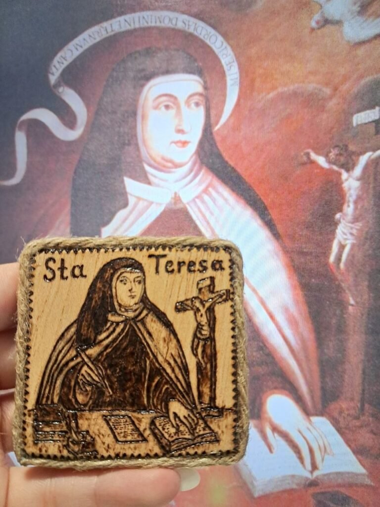 Santa Teresa con Jesús crucificado